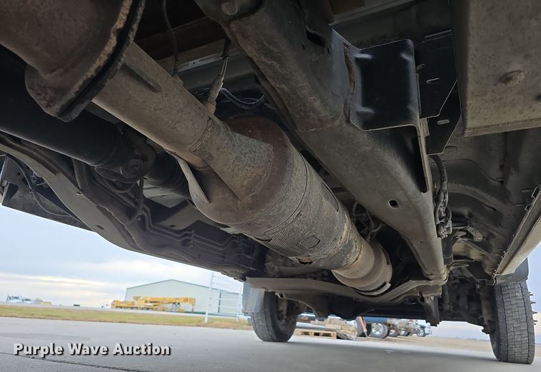 image for item DW3032 2017 Ford F550 Super Duty XL SuperCab utility / service truck