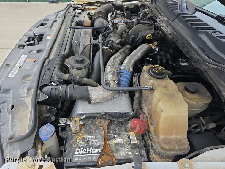 image for item DW3032 2017 Ford F550 Super Duty XL SuperCab utility / service truck