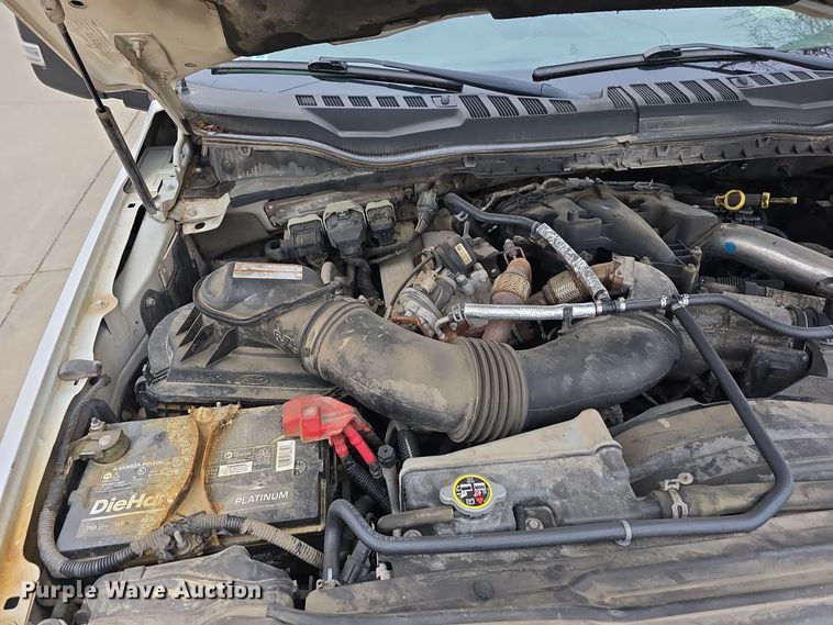 image for item DW3032 2017 Ford F550 Super Duty XL SuperCab utility / service truck