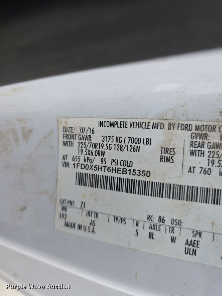 image for item DW3032 2017 Ford F550 Super Duty XL SuperCab utility / service truck