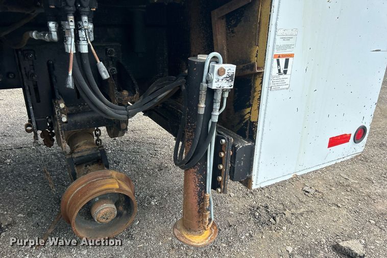 image for item EG1067 2007 Freightliner  Business Class M2 Crew Cab utility / service truck