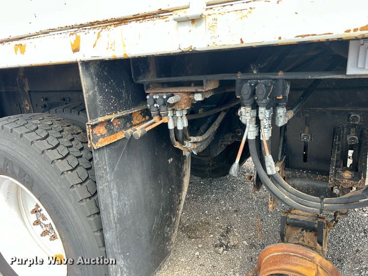 image for item EG1067 2007 Freightliner  Business Class M2 Crew Cab utility / service truck