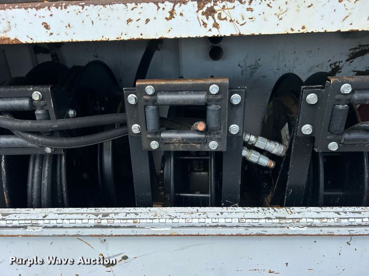 image for item EG1067 2007 Freightliner  Business Class M2 Crew Cab utility / service truck