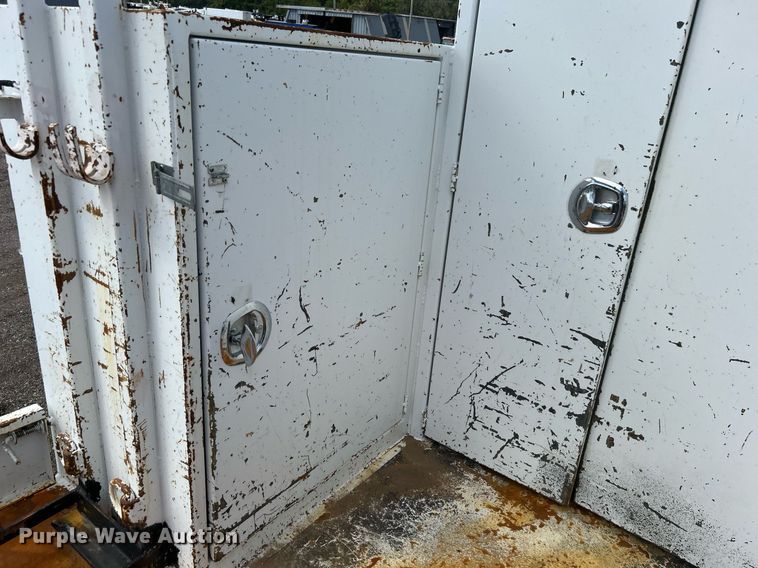 image for item EG1067 2007 Freightliner  Business Class M2 Crew Cab utility / service truck