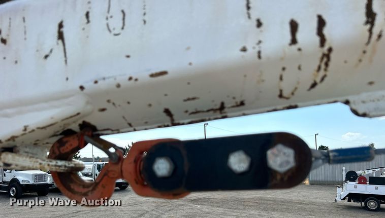 image for item EG1067 2007 Freightliner  Business Class M2 Crew Cab utility / service truck