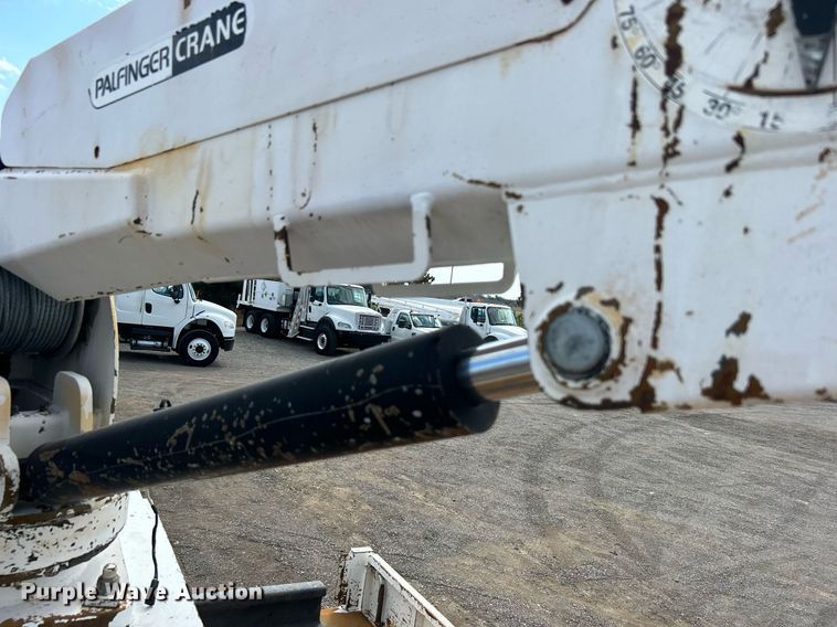 image for item EG1067 2007 Freightliner  Business Class M2 Crew Cab utility / service truck