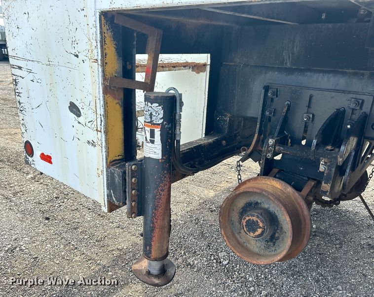 image for item EG1067 2007 Freightliner  Business Class M2 Crew Cab utility / service truck