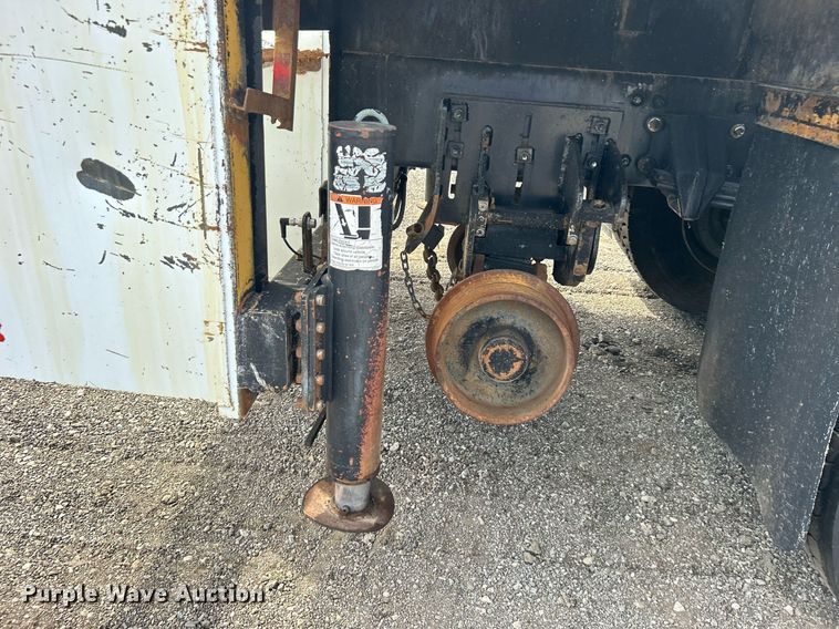 image for item EG1067 2007 Freightliner  Business Class M2 Crew Cab utility / service truck