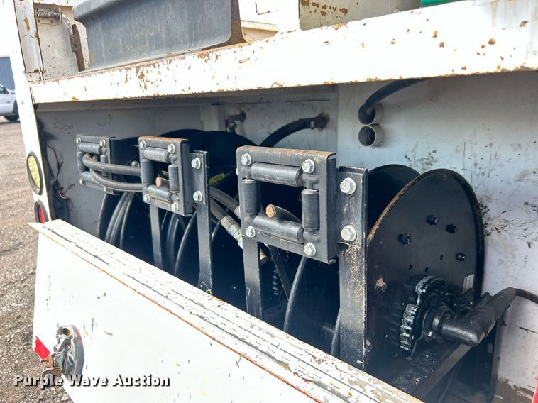 image for item EG1067 2007 Freightliner  Business Class M2 Crew Cab utility / service truck