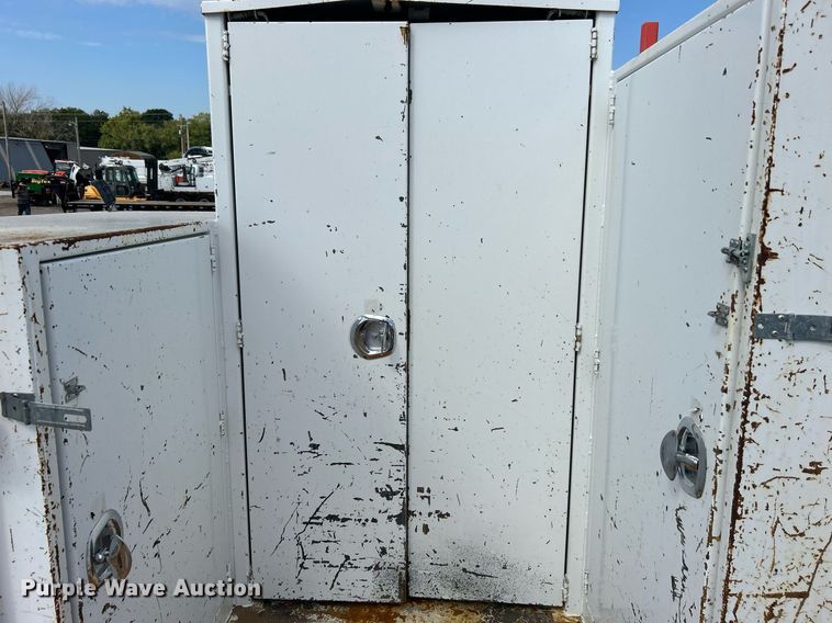 image for item EG1067 2007 Freightliner  Business Class M2 Crew Cab utility / service truck