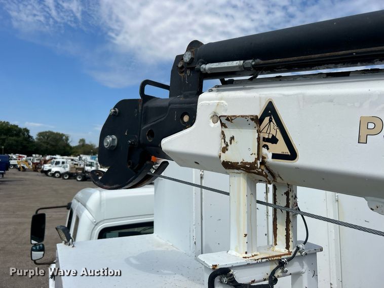 image for item EG1067 2007 Freightliner  Business Class M2 Crew Cab utility / service truck