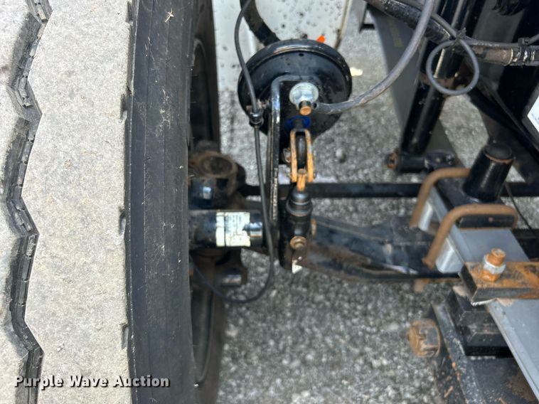 image for item EG1067 2007 Freightliner  Business Class M2 Crew Cab utility / service truck