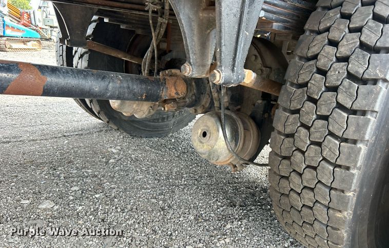 image for item EG1067 2007 Freightliner  Business Class M2 Crew Cab utility / service truck