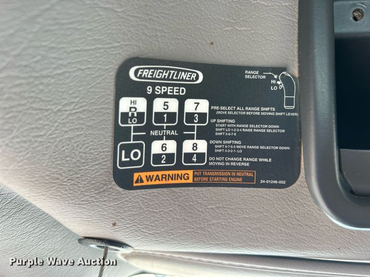 image for item EG1067 2007 Freightliner  Business Class M2 Crew Cab utility / service truck