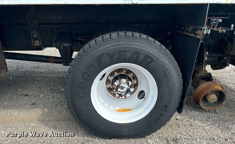 image for item EG1067 2007 Freightliner  Business Class M2 Crew Cab utility / service truck