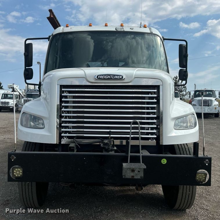 image for item EG1146 2012 Freightliner  Business Class M2 Crew Cab utility / service truck