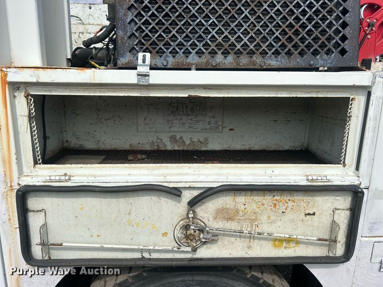 image for item EG1146 2012 Freightliner  Business Class M2 Crew Cab utility / service truck