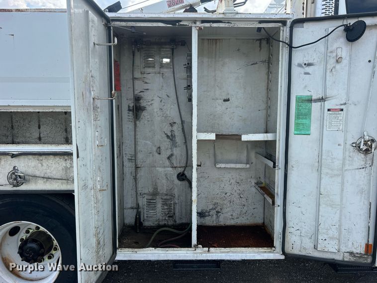 image for item EG1146 2012 Freightliner  Business Class M2 Crew Cab utility / service truck