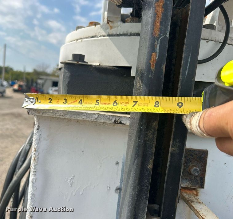 image for item EG1146 2012 Freightliner  Business Class M2 Crew Cab utility / service truck