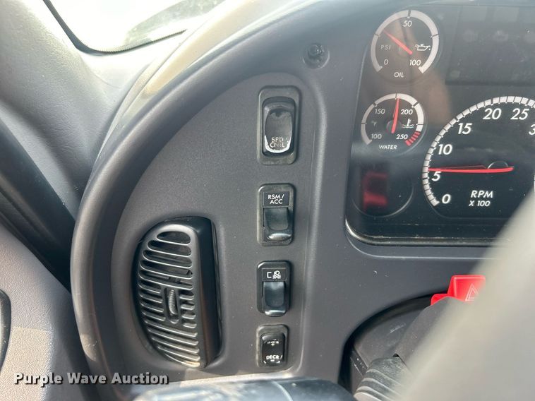 image for item EG1146 2012 Freightliner  Business Class M2 Crew Cab utility / service truck