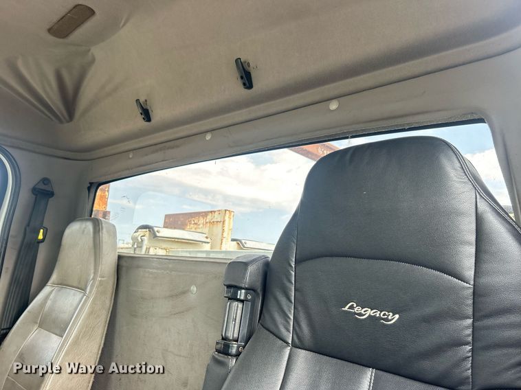 image for item EG1146 2012 Freightliner  Business Class M2 Crew Cab utility / service truck