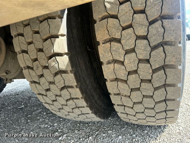 image for item EG1146 2012 Freightliner  Business Class M2 Crew Cab utility / service truck