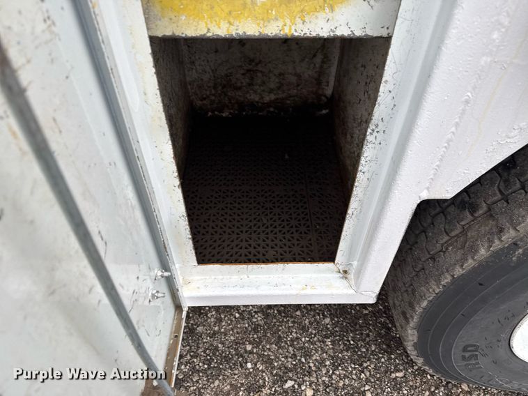 image for item EG2252 2013 Freightliner Business Class M2 Crew Cab utility / service truck