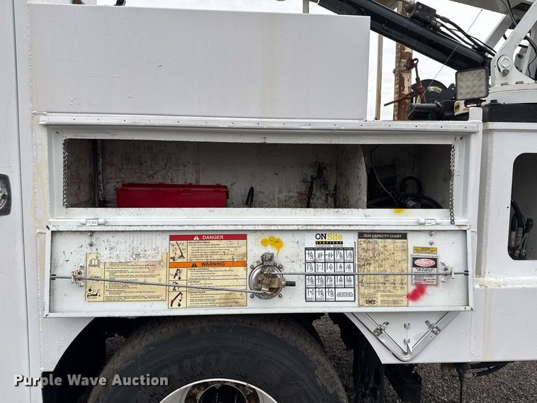 image for item EG2252 2013 Freightliner Business Class M2 Crew Cab utility / service truck