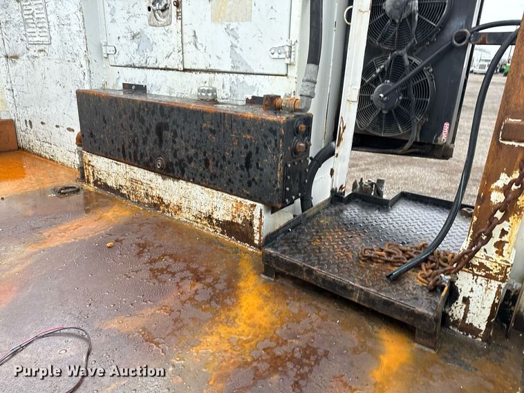 image for item EG2252 2013 Freightliner Business Class M2 Crew Cab utility / service truck