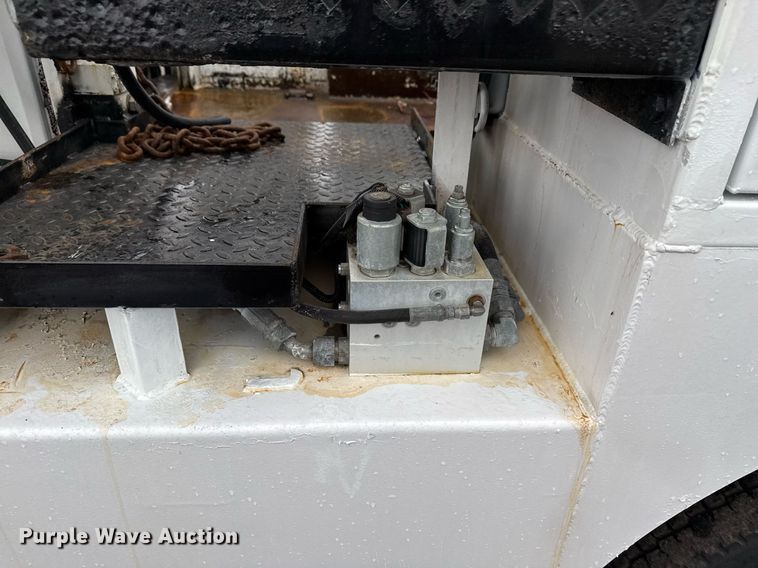 image for item EG2252 2013 Freightliner Business Class M2 Crew Cab utility / service truck