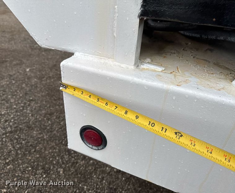 image for item EG2252 2013 Freightliner Business Class M2 Crew Cab utility / service truck