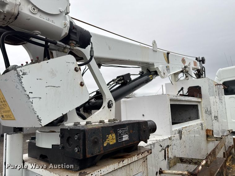 image for item EG2252 2013 Freightliner Business Class M2 Crew Cab utility / service truck