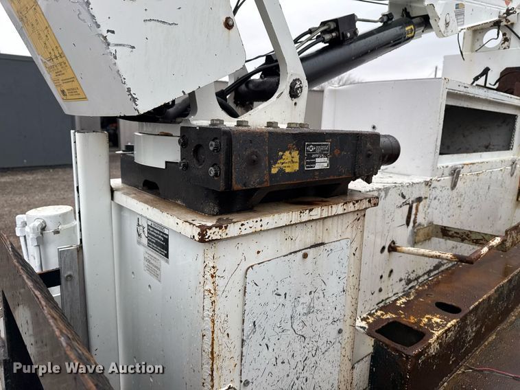 image for item EG2252 2013 Freightliner Business Class M2 Crew Cab utility / service truck