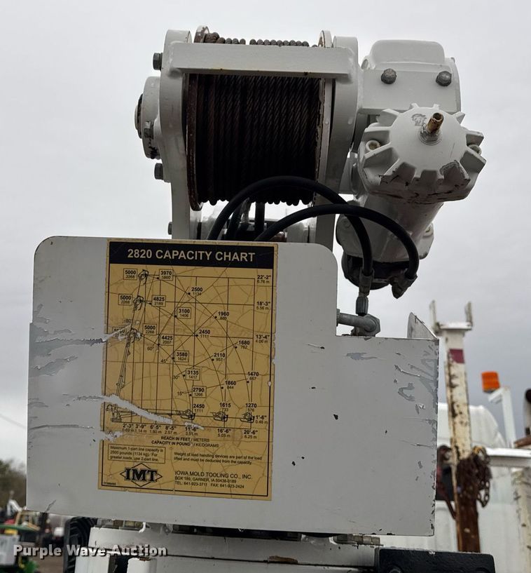 image for item EG2252 2013 Freightliner Business Class M2 Crew Cab utility / service truck