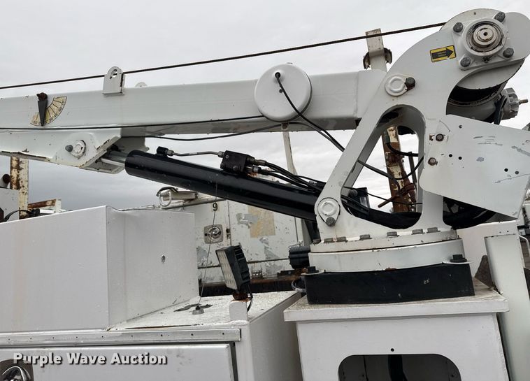 image for item EG2252 2013 Freightliner Business Class M2 Crew Cab utility / service truck