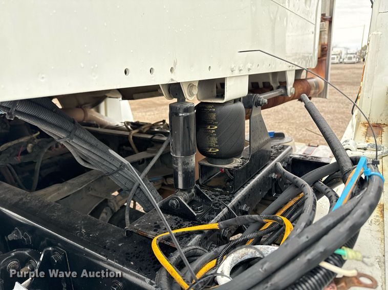 image for item EG2252 2013 Freightliner Business Class M2 Crew Cab utility / service truck