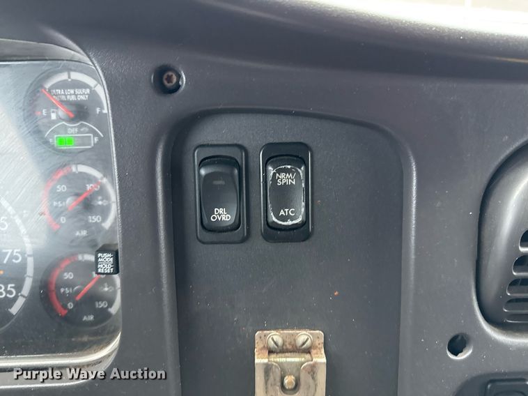 image for item EG2252 2013 Freightliner Business Class M2 Crew Cab utility / service truck