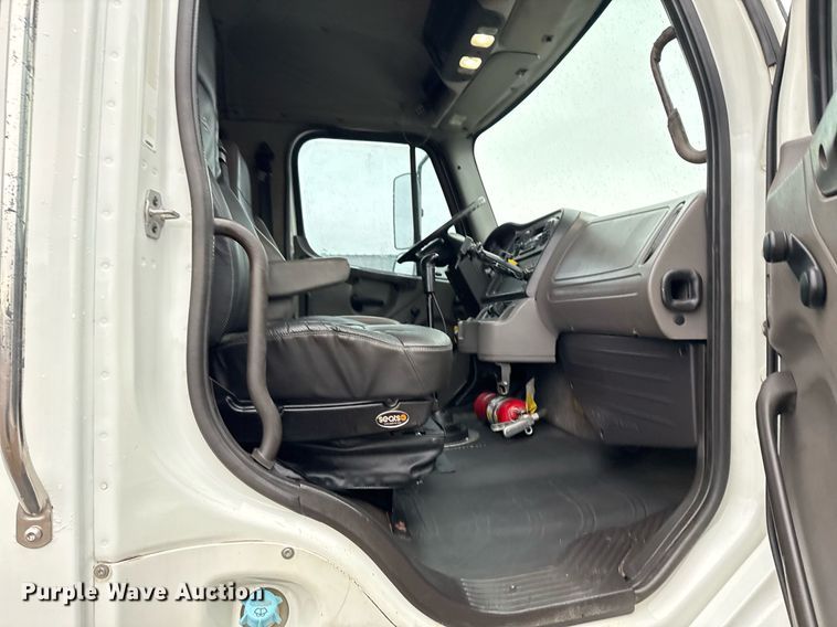 image for item EG2252 2013 Freightliner Business Class M2 Crew Cab utility / service truck