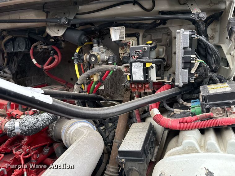 image for item EG2252 2013 Freightliner Business Class M2 Crew Cab utility / service truck