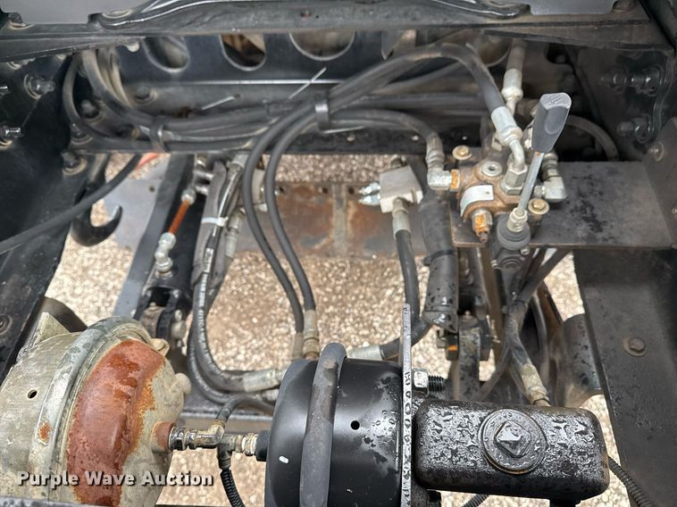 image for item EG2252 2013 Freightliner Business Class M2 Crew Cab utility / service truck