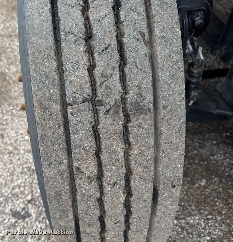 image for item EG2252 2013 Freightliner Business Class M2 Crew Cab utility / service truck