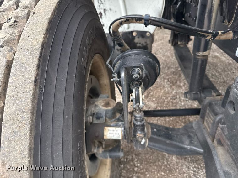 image for item EG2252 2013 Freightliner Business Class M2 Crew Cab utility / service truck