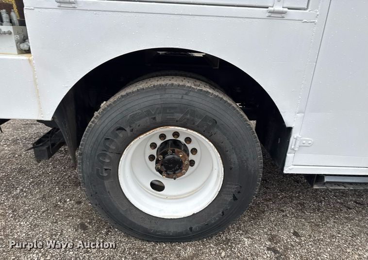 image for item EG2252 2013 Freightliner Business Class M2 Crew Cab utility / service truck