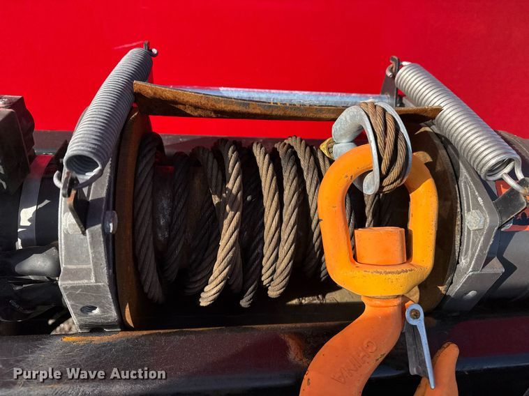 image for item EG2353 2016 Isuzu NPR roll-off container truck