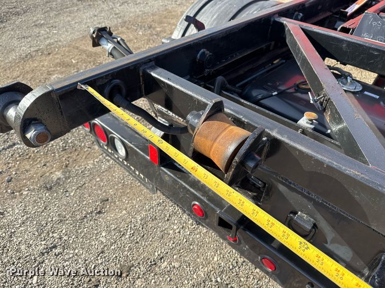 image for item EG2353 2016 Isuzu NPR roll-off container truck