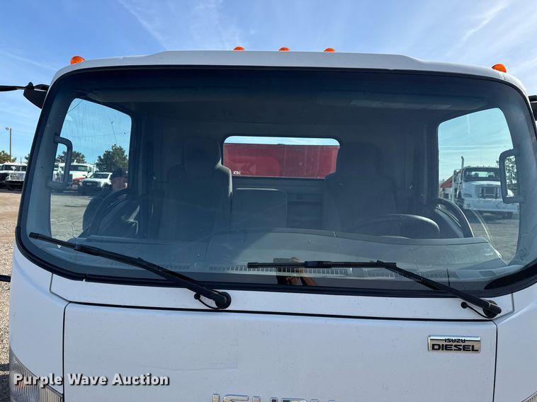 image for item EG2353 2016 Isuzu NPR roll-off container truck