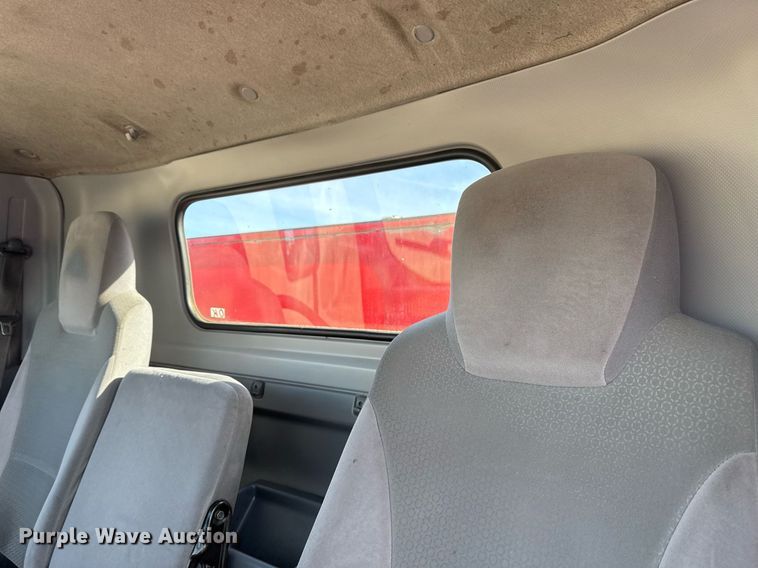 image for item EG2353 2016 Isuzu NPR roll-off container truck