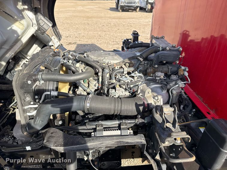 image for item EG2353 2016 Isuzu NPR roll-off container truck