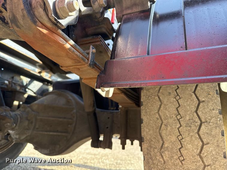 image for item EG2353 2016 Isuzu NPR roll-off container truck