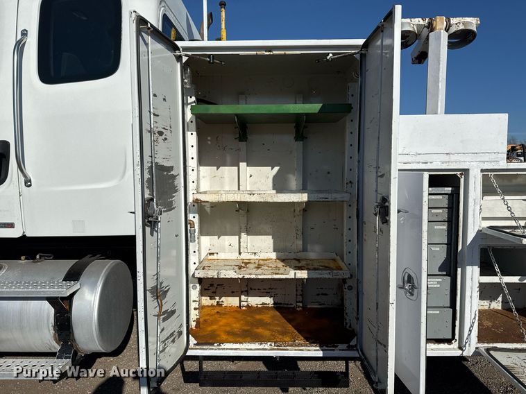 image for item EG2402 2007 Freightliner  Business Class M2 Ext. Cab crane truck